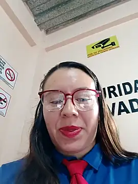 Hannah-colx online show from October 2025 04:06:02 PM