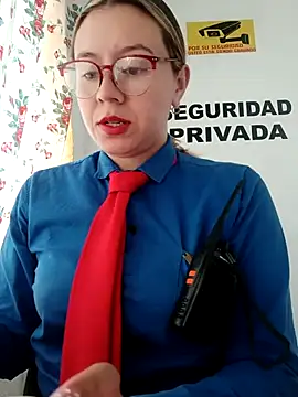 Hannah-colx online show from November 2025 05:12:02 PM