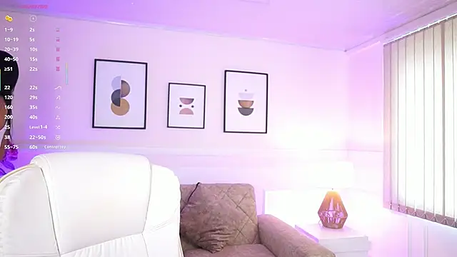 GiaNovak online show from April 2026 07:18:02 PM