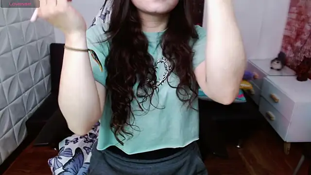 Eva Roussell online show from April 2026 03:07:02 PM