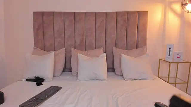 amber colliiins online show from February 2026 05:31:01 PM