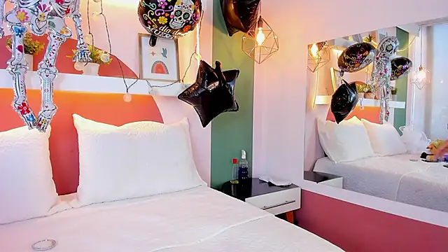 Snapshot of ValeryBoobs1 chatting on October 2025 12:28:01 PM ValeryBoobs1 online show from October 2025 12:28:01 PM