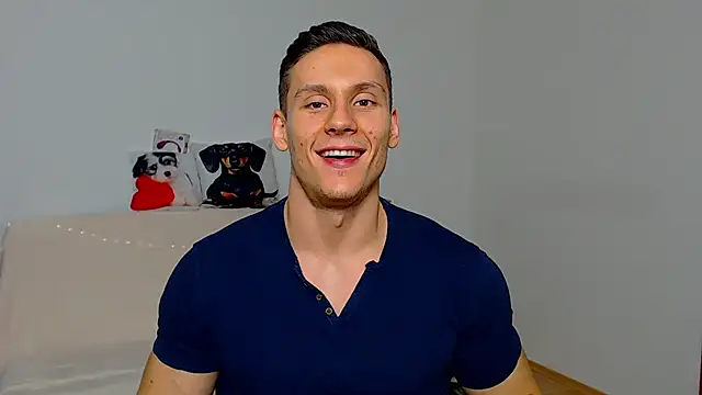 ZeinMiracles online show from October 2025 10:01:01 PM