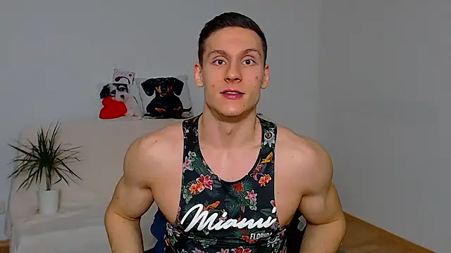 ZeinMiracles online show from November 2025 10:52:01 PM