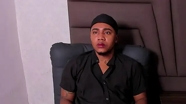 Duo69Sexual online show from November 2025 07:49:02 PM