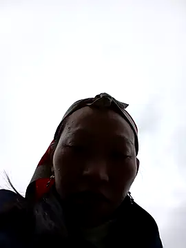 Snapshot of tcm-cute chatting on October 2025 02:12:01 AM tcm-cute online show from October 2025 02:12:01 AM