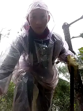 Snapshot of tcm-cute chatting on November 2025 07:33:02 AM tcm-cute online show from November 2025 07:33:02 AM