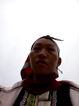 Snapshot of tcm-cute chatting on November 2025 09:41:02 AM tcm-cute online show from November 2025 09:41:02 AM