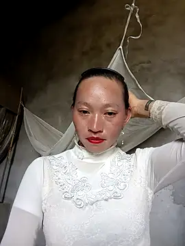 Snapshot of tcm-cute chatting on November 2025 05:40:02 AM tcm-cute online show from November 2025 05:40:02 AM