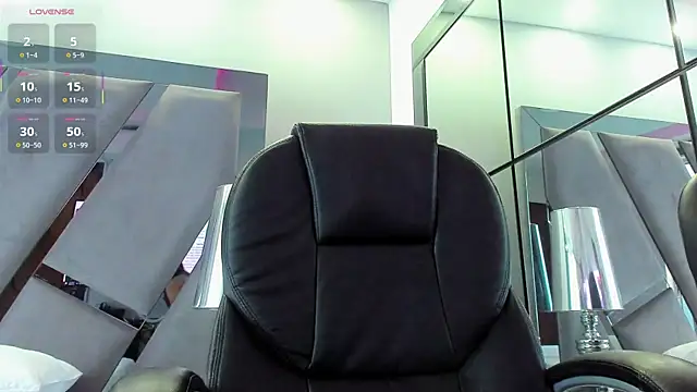 Snapshot of Abril_monroe_ chatting on November 2025 12:45:02 PM Abril monroe online show from November 2025 12:45:02 PM