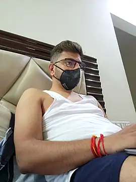 LoveGuruRA online show from October 2025 05:27:02 AM