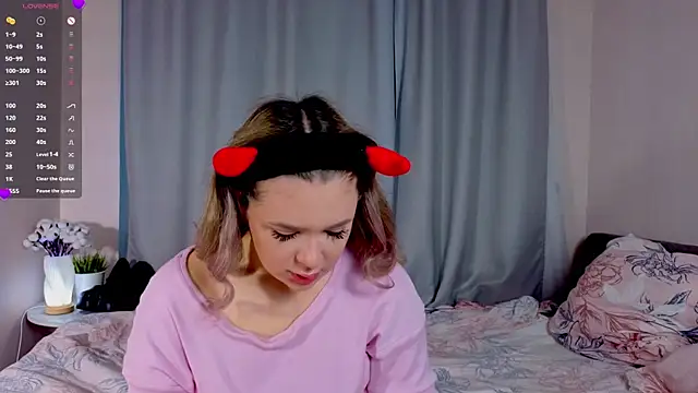 AliaBuerstatte online show from December 2025 06:07:01 AM