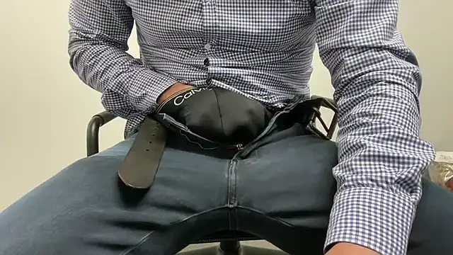 harrys74 online show from October 2025 10:22:02 AM