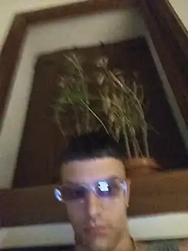 Snapshot of David_leons chatting on May 2026 10:28:02 PM David leons online show from May 2026 10:28:02 PM