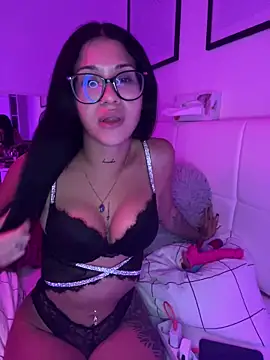 Snapshot of realjessappeal chatting on October 2025 09:35:01 PM realjessappeal online show from October 2025 09:35:01 PM