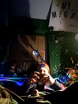 Snapshot of MODEST11_MMiILOO_AMARO chatting on April 2026 03:58:01 AM MODEST11 MMiILOO AMARO online show from April 2026 03:58:01 AM