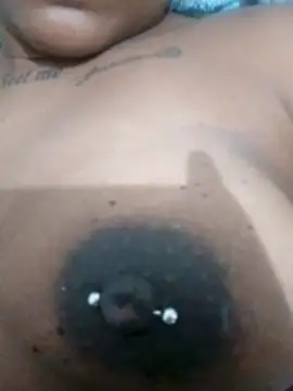 Snapshot of nessinha12 chatting on October 2025 03:53:02 AM nessinha12 online show from October 2025 03:53:02 AM