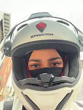 AlannaEvons online show from April 2026 10:04:01 PM