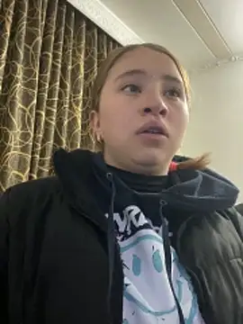 mia skys online show from February 2026 10:23:01 AM