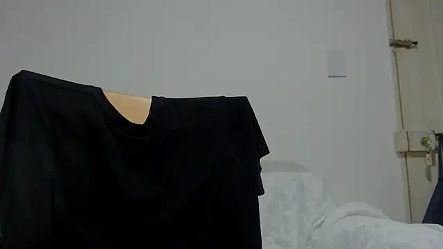 Snapshot of Rocky_Muscle chatting on July 2026 02:25:01 AM Rocky Muscle online show from July 2026 02:25:01 AM