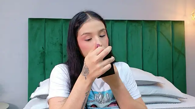 Ashley Evans22 online show from July 2026 12:26:02 AM