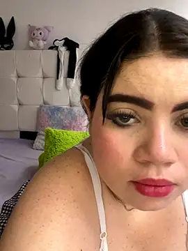 Kuromy x online show from November 2025 06:52:01 PM