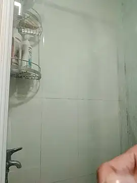 Snapshot of boyhi199x chatting on September 2025 10:46:01 PM boyhi199x online show from September 2025 10:46:01 PM