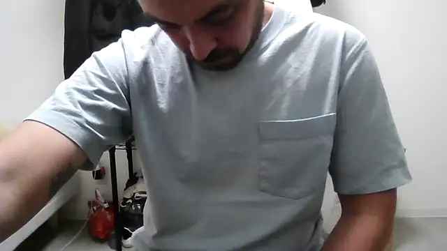 hornyjoe xxx online show from December 2025 12:31:02 PM