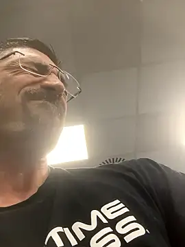 GmGit online show from January 2026 03:50:01 PM