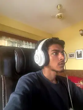 thecatfish online show from October 2025 05:50:01 AM