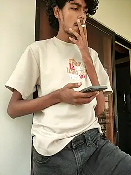 thecatfish online show from October 2025 04:00:02 AM