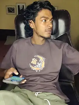 thecatfish online show from October 2025 11:50:01 PM