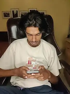 thecatfish online show from November 2025 05:26:02 PM