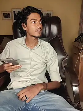 thecatfish online show from November 2025 09:36:01 PM