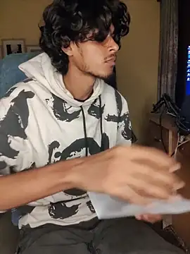 thecatfish online show from November 2025 08:47:02 PM