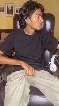 thecatfish online show from November 2025 02:21:01 AM