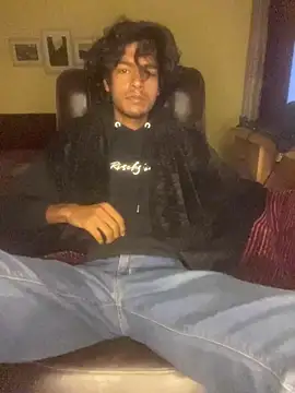 thecatfish online show from November 2025 09:47:01 PM