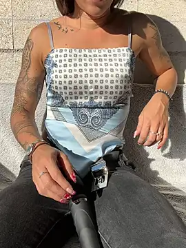 Snapshot of MargauxObsession chatting on October 2025 02:15:01 PM MargauxObsession online show from October 2025 02:15:01 PM