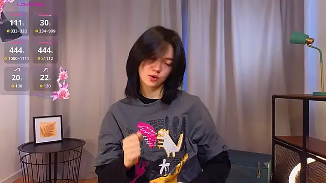 Snapshot of PamilaGrassle chatting on October 2025 04:09:02 AM PamilaGrassle online show from October 2025 04:09:02 AM