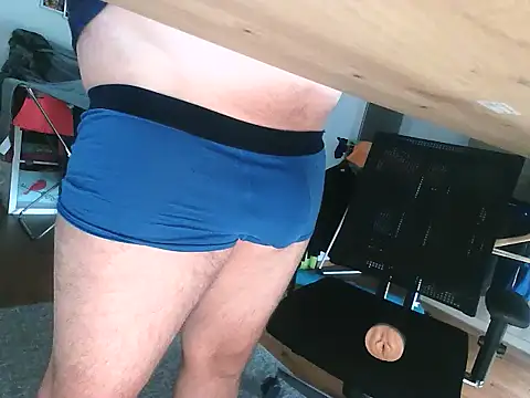 michaelm1983 online show from September 2025 06:48:01 AM