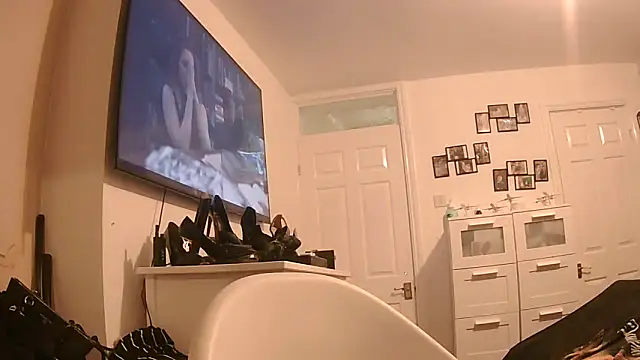 Snapshot of Biggtitz121 chatting on September 2025 07:30:02 PM Biggtitz121 online show from September 2025 07:30:02 PM