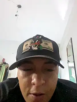 Jrivera22 online show from December 2025 04:18:02 AM