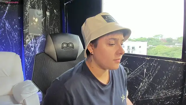 IanGilbert online show from September 2025 09:09:02 PM