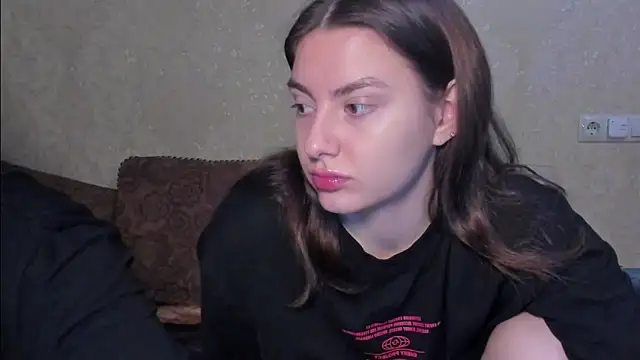 muuur fam online show from December 2025 02:06:02 AM