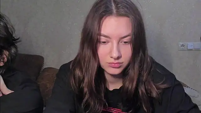 muuur fam online show from December 2025 08:35:01 PM