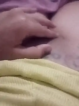 Snapshot of mikita1994__ chatting on November 2025 05:53:01 AM mikita1994   online show from November 2025 05:53:01 AM