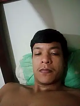 Snapshot of WillRodriguesf10 chatting on November 2025 01:22:01 AM WillRodriguesf10 online show from November 2025 01:22:01 AM