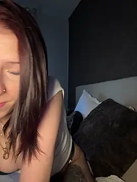 Snapshot of lisapeperoni chatting on March 2026 01:44:02 PM lisapeperoni online show from March 2026 01:44:02 PM