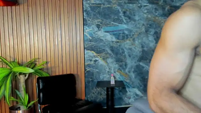 luca flame online show from October 2025 03:53:01 AM