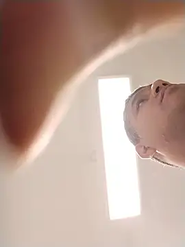 Snapshot of danigarci2307 chatting on February 2026 01:43:02 AM danigarci2307 online show from February 2026 01:43:02 AM